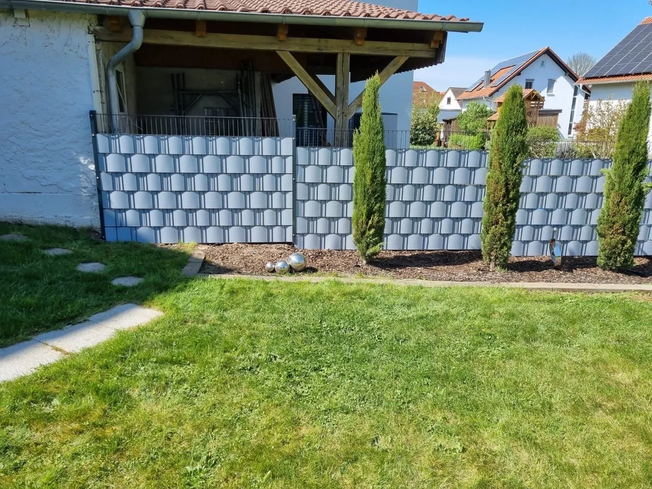 Doppelstabmatten-Zäune mit Sichtschutz: Projekt von HEID ZAUN, Foto 8